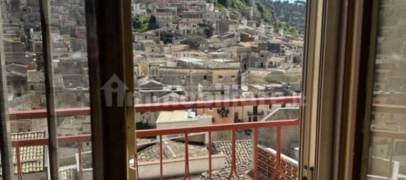 4 bedrooms Villa in Modica, Italy No. 154497 23