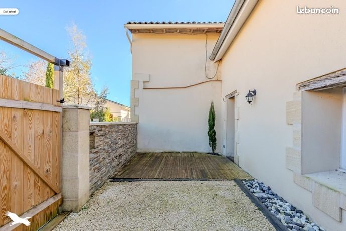 Casa de 2 dormitorios en Izon, France No. 278402