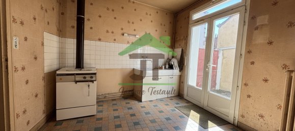 Casa de 4 dormitorios en Chateaudun, France No. 257393 7