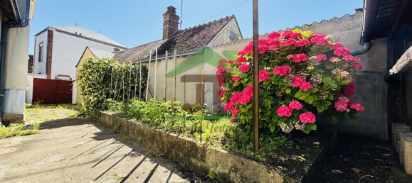 Casa de 4 dormitorios en Chateaudun, France No. 257393 3
