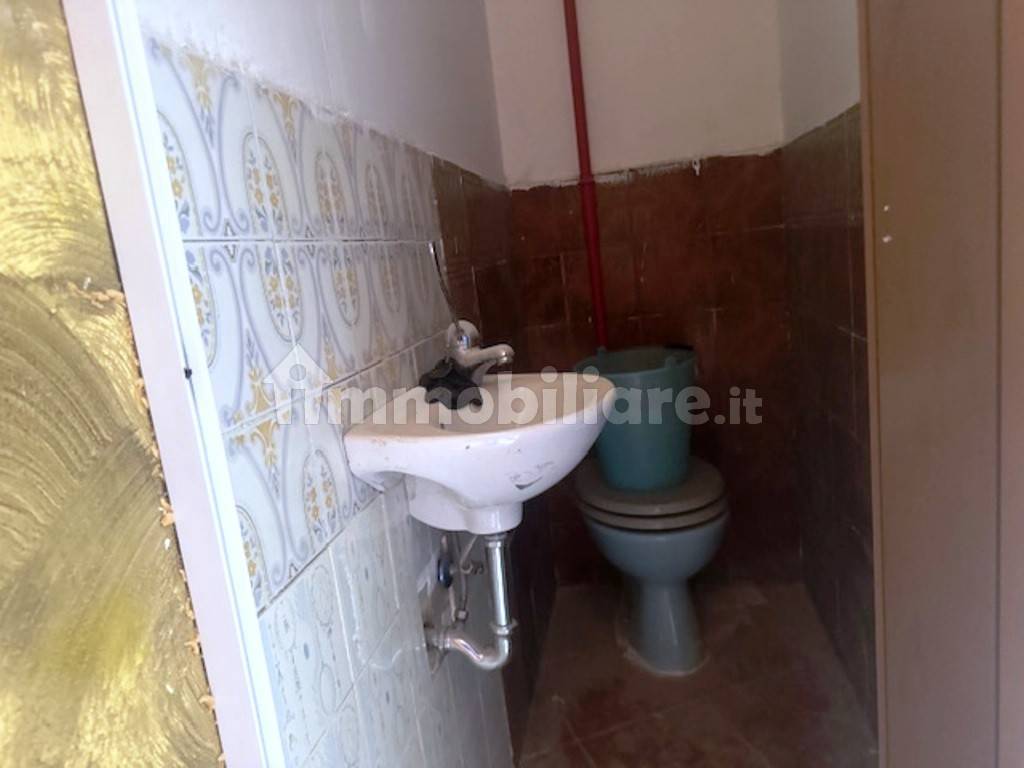 1غرفة عقار تجاري في Castel Madama, Italy رقم 78982