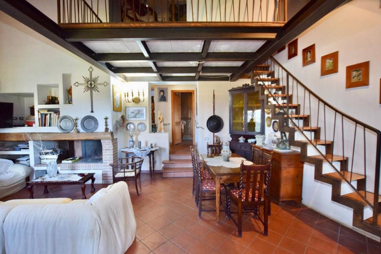 5 rooms House in Campiglia Marittima, Italy No. 162295