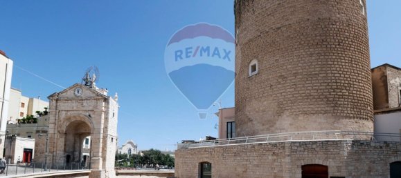 Коммерческая недвижимость 155м² в Битонто, Италия № 276648 17