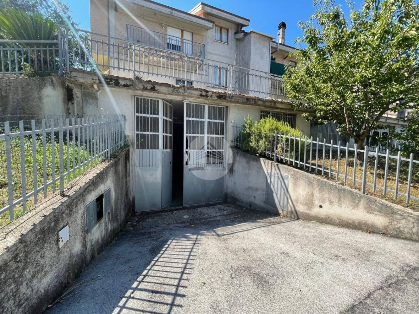 401m² Warehouse in Macerata, Italy No. 151357