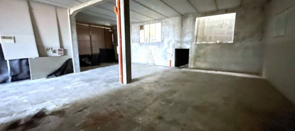 401m² Warehouse in Macerata, Italy No. 151357 6