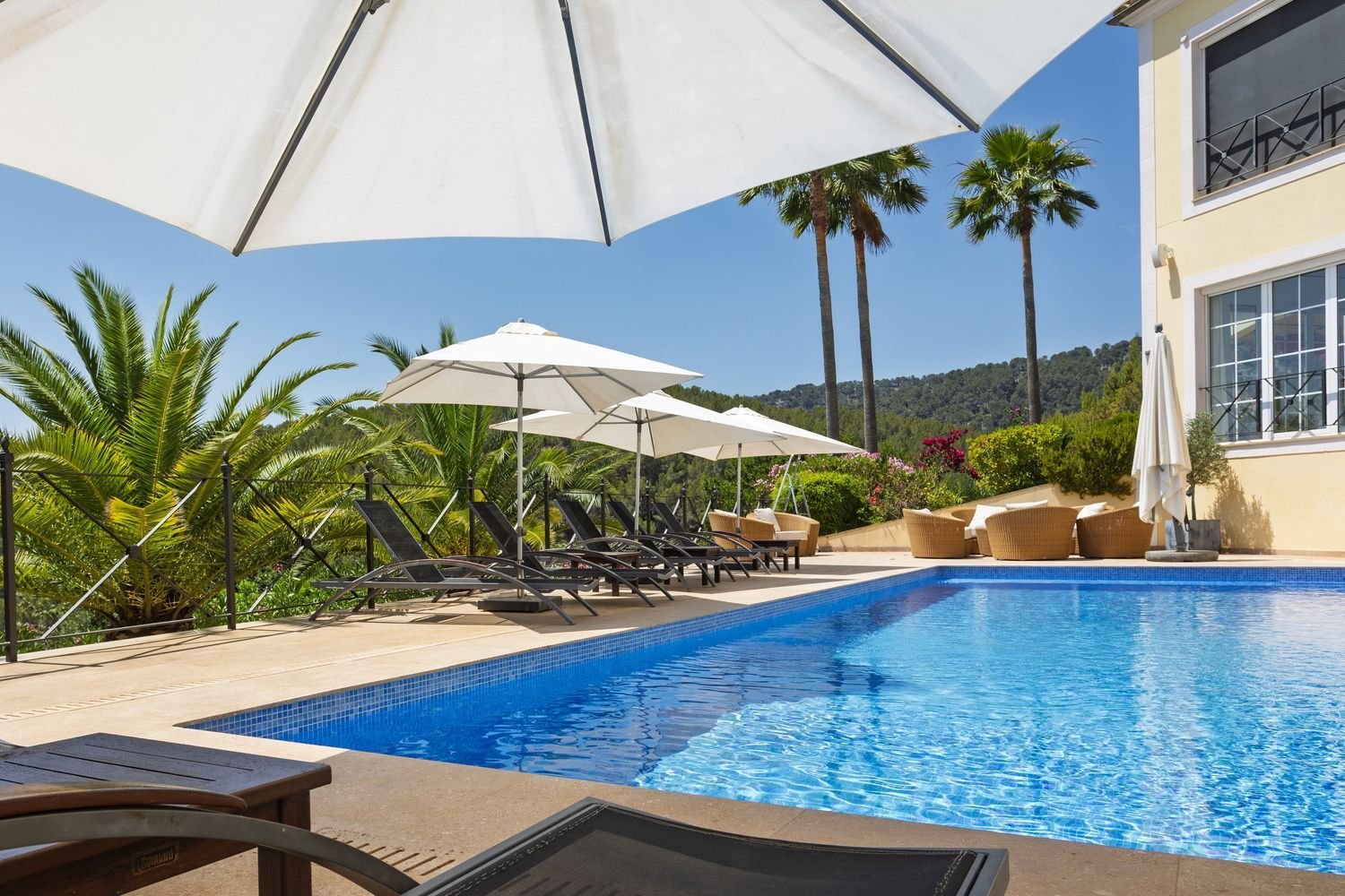 Вилла с 8 спальнями в Пальма-де-Майорка, Испания № 146927