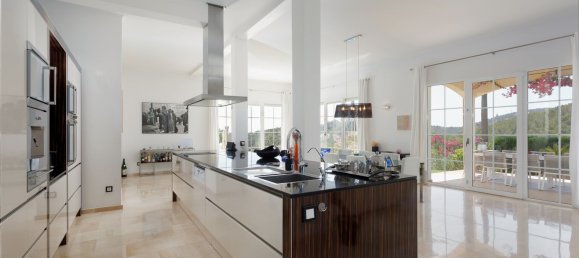 Вилла с 8 спальнями в Пальма-де-Майорка, Испания № 146927 7