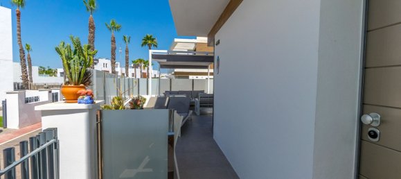 4 bedrooms Villa in Alicante, Spain No. 174445 13