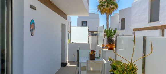 4 bedrooms Villa in Alicante, Spain No. 174445 16