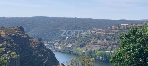 148m² Land in Miranda do Douro, Portugal No. 87989 11