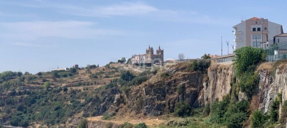 148m² Land in Miranda do Douro, Portugal No. 87989 15