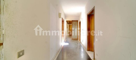 5 Schlafzimmer Wohnung in Florence, Italy, Nr. 49516 12
