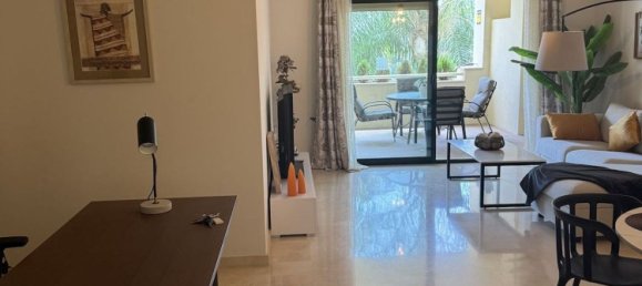 2 bedrooms Apartment in Marbella, Spain No. 136429 3