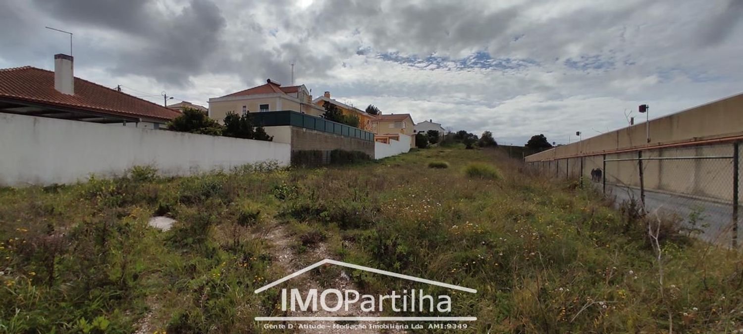  Land in Cascais, Portugal No. 295426