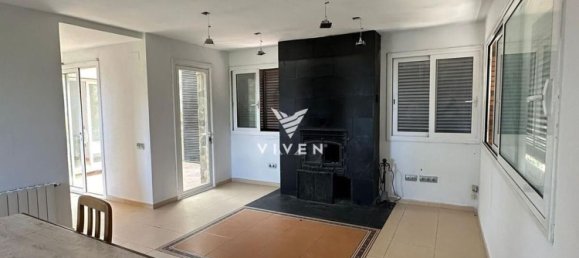 3 bedrooms House in Mediona, Spain No. 117529 5