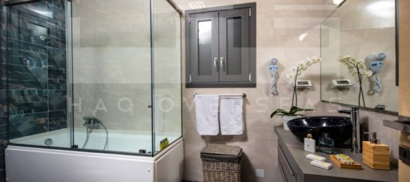 5 bedrooms Villa in Agios Nikolaos, Greece No. 344 14