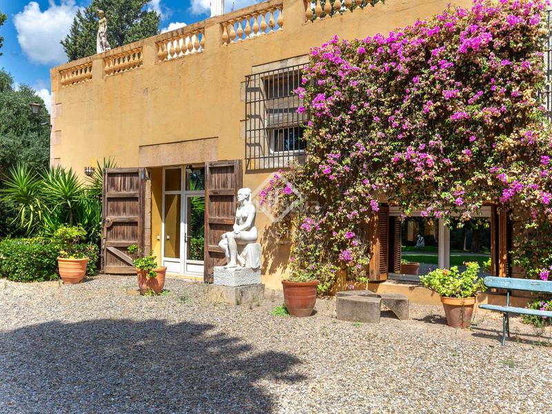 5 Schlafzimmer Haus in Esplugues de Llobregat, Spain, Nr. 209219