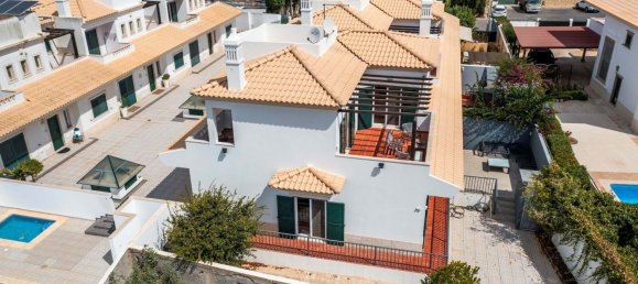 3 chambres Maison de ville à Almancil, Portugal No. 135968 3