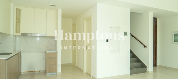 3 bedrooms Townhouse for rent in Jumeirah Village Triangle, Dubai, UAE № 191893 11