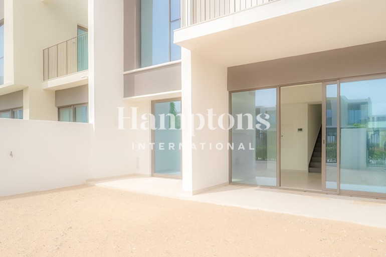 3 bedrooms Townhouse for rent in Jumeirah Village Triangle, Dubai, UAE № 191893