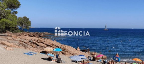 2 Schlafzimmer Wohnung in Saint-Raphael, France, Nr. 287066 4