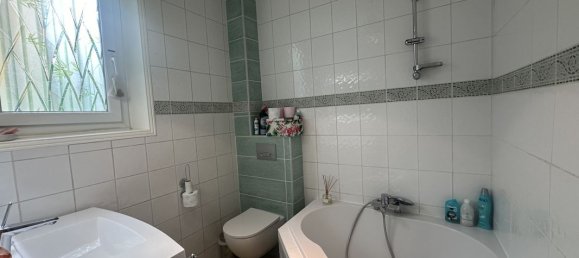 4 bedrooms House in Champigny-sur-Marne, France No. 181045 8