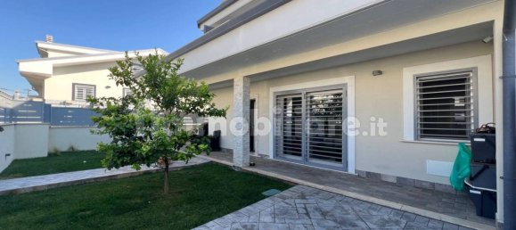 3 غرف نوم فيلا في Guidonia Montecelio, Italy رقم 375257 7