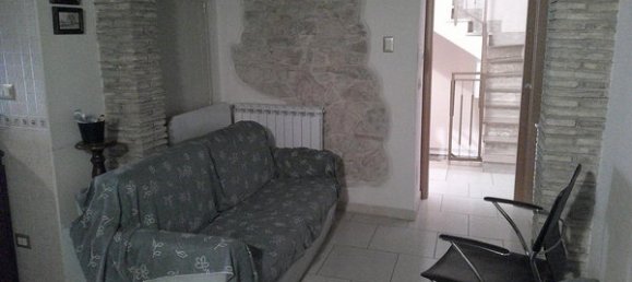 7 rooms House in Fondi, Italy No. 73383 15
