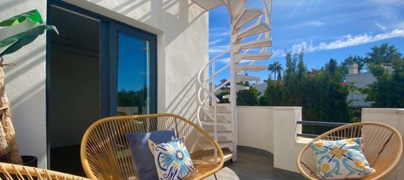 4 Schlafzimmer Villa in Estepona, Spain, Nr. 186082 13