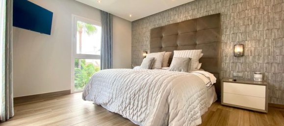 4 Schlafzimmer Villa in Estepona, Spain, Nr. 186082 12