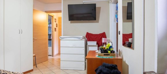 Вилла с 2 спальнями в Манта, Италия № 81500 5