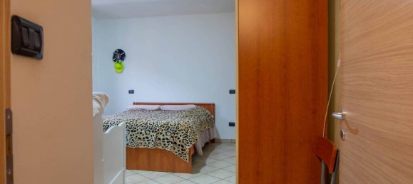 Вилла с 2 спальнями в Манта, Италия № 81500 3