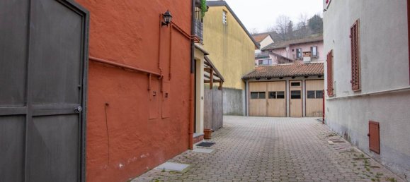 Вилла с 2 спальнями в Манта, Италия № 81500 7