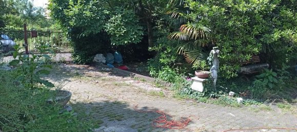 2 bedrooms Apartment in Vigevano, Italy No. 370623 4