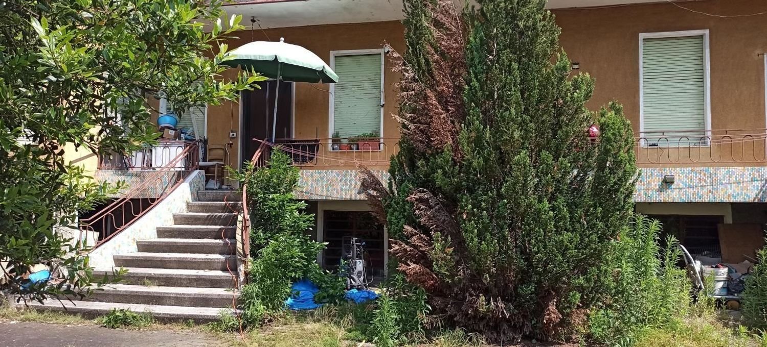 2 bedrooms Apartment in Vigevano, Italy No. 370623