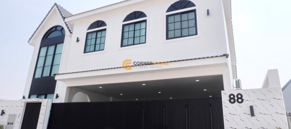 Haus in Pattaya, Thailand 504m², Nr. 26629 2