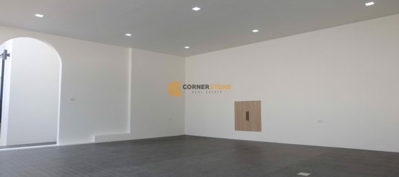 Haus in Pattaya, Thailand 504m², Nr. 26629 3