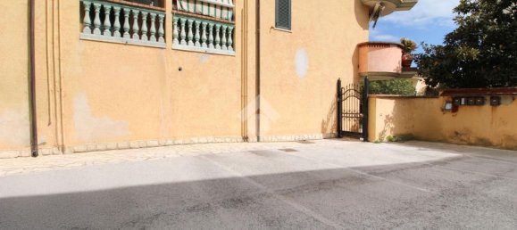 4-salle Appartement à Ortona, Italy No. 39756 28