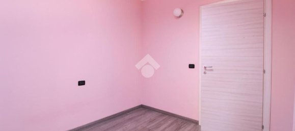 4-salle Appartement à Ortona, Italy No. 39756 17