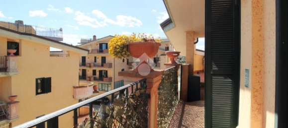 4-salle Appartement à Ortona, Italy No. 39756 50