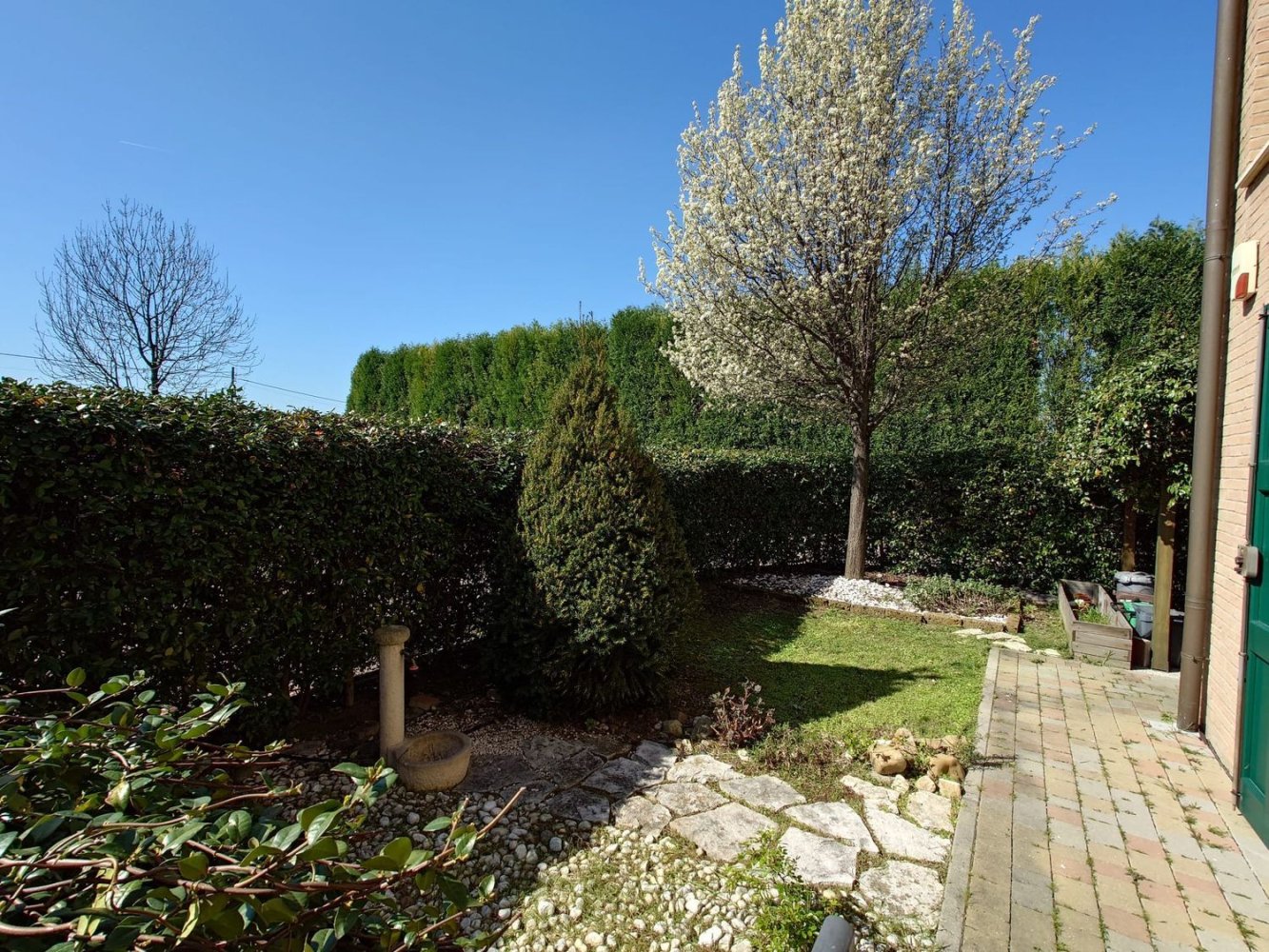 Квартира с 3 комнатами в Фьорано Моденесе, Италия № 17110