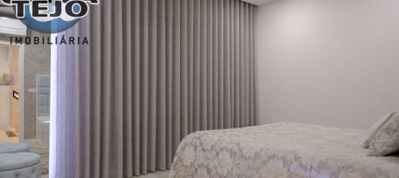 4 bedrooms Villa in Almada, Portugal No. 13985 27