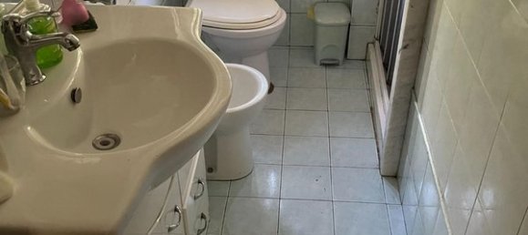 4 rooms House in Carrara, Italy No. 35710 18