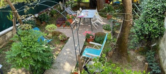 4 rooms House in Carrara, Italy No. 35710 11