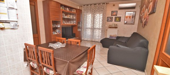 3 rooms Apartment in Turin, Italy No. 276269 6