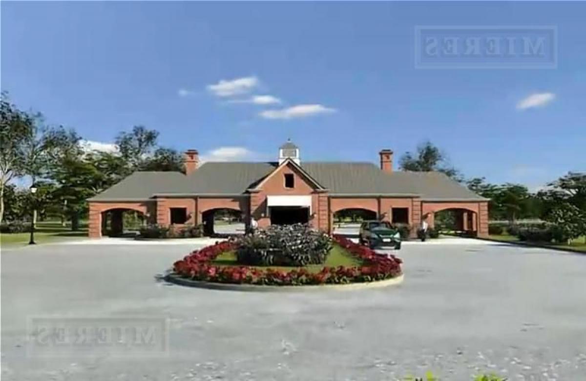 Terrain à Pilar, Argentina No. 117824