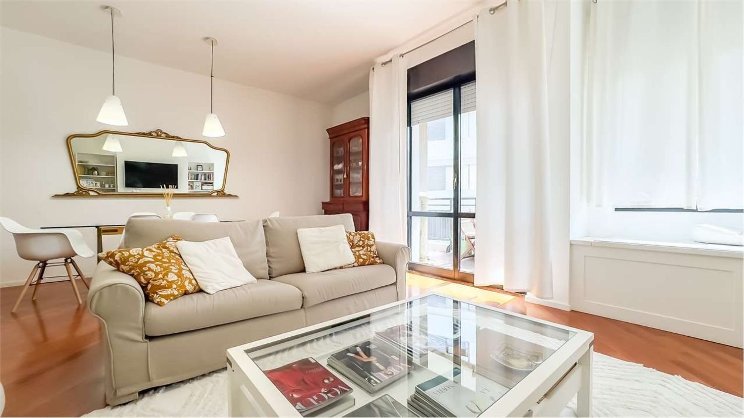 5 bedrooms Apartment in Cagliari, Italy No. 331165