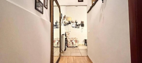 2 rooms Apartment in Naples, Italy No. 29581 6