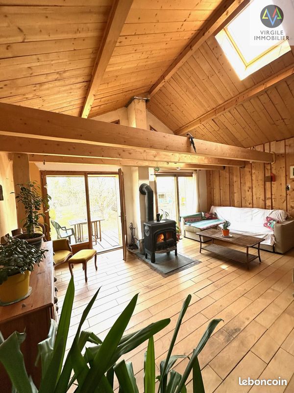 4 chambres Maison à Mouthe, France No. 271745