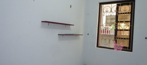 Casa de 4 dormitorios en Ba Dinh, Vietnam No. 3986 4